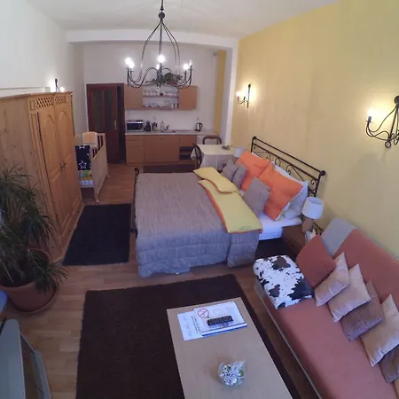 Atrium 4*